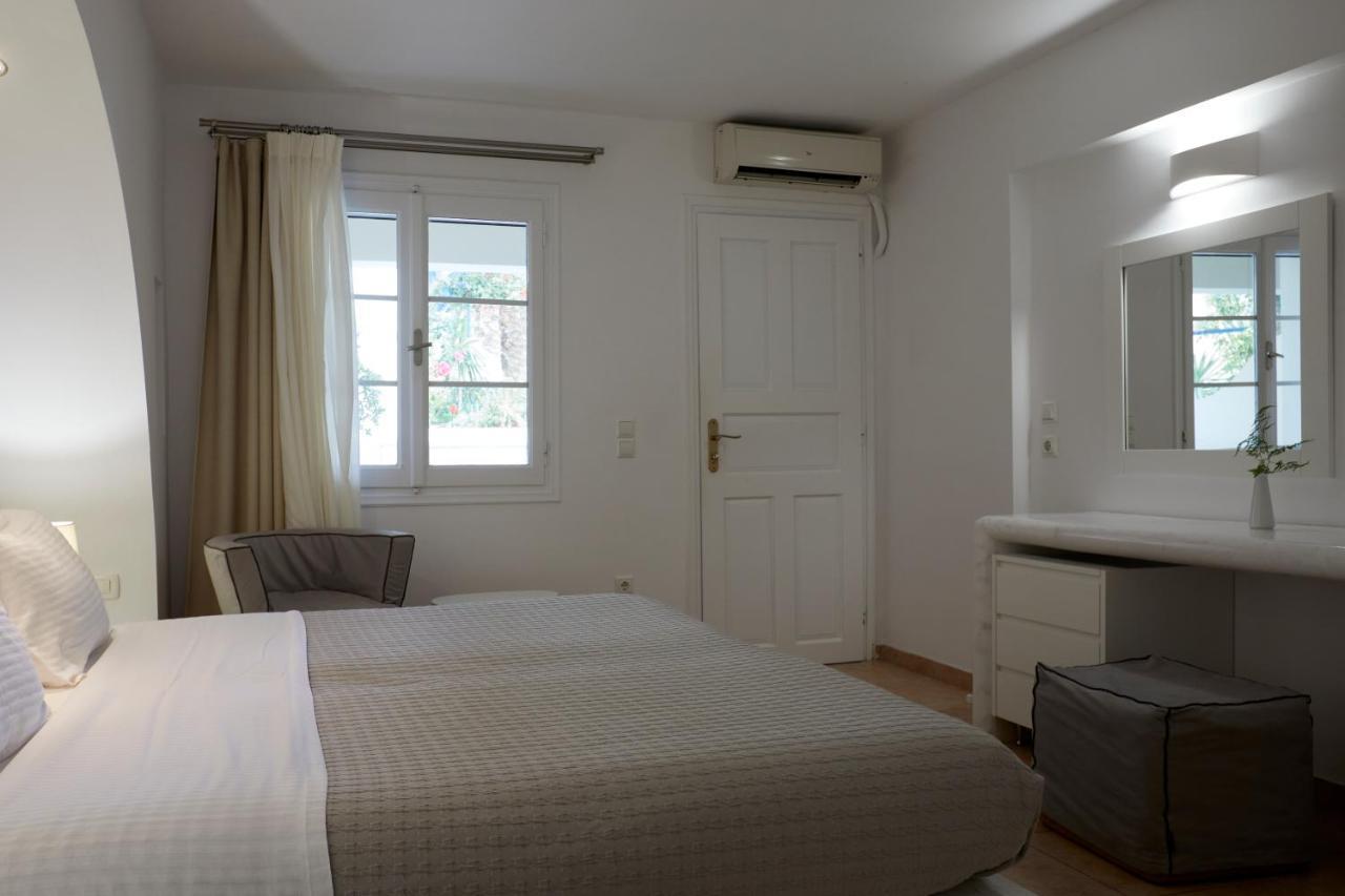 Hermes Hotel คามารี ภายนอก รูปภาพ