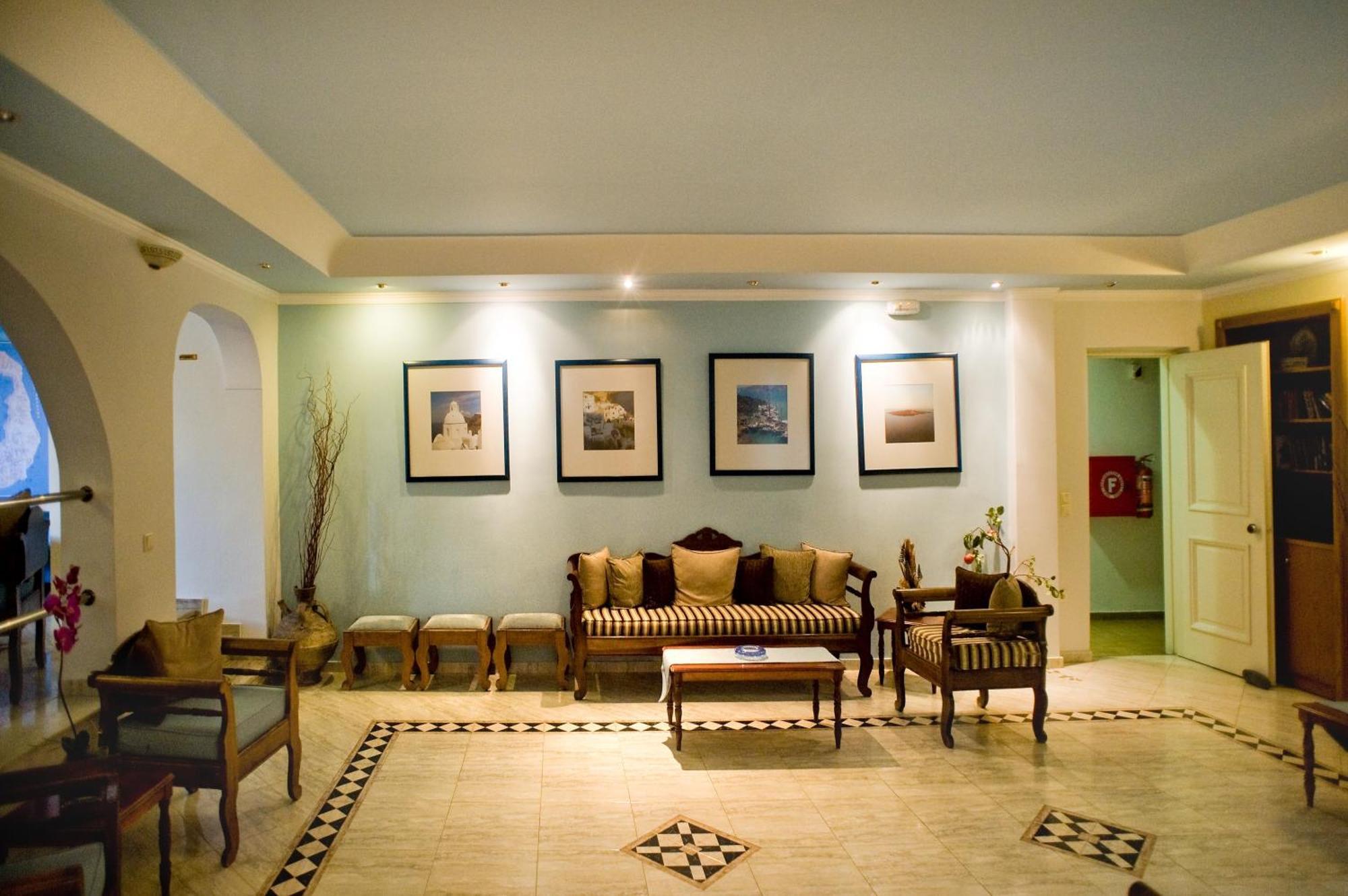 Hermes Hotel คามารี ภายนอก รูปภาพ